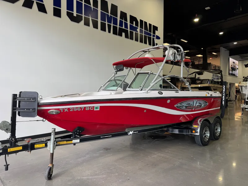 Slide: The Image of Nautique Super Air Nautique 210 2004 - 2