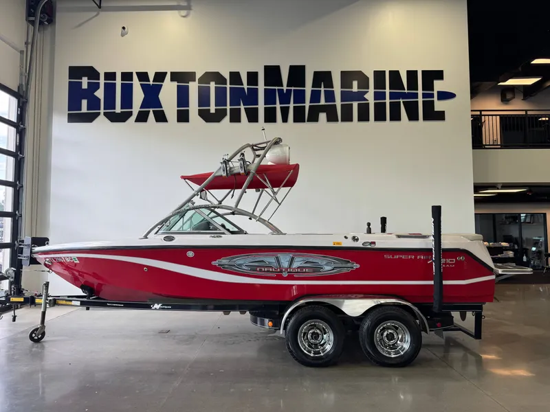 Slide: The Image of Nautique Super Air Nautique 210 2004 - 4