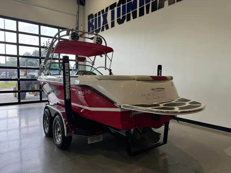 Slide: The Image of Nautique Super Air Nautique 210 2004 - 5