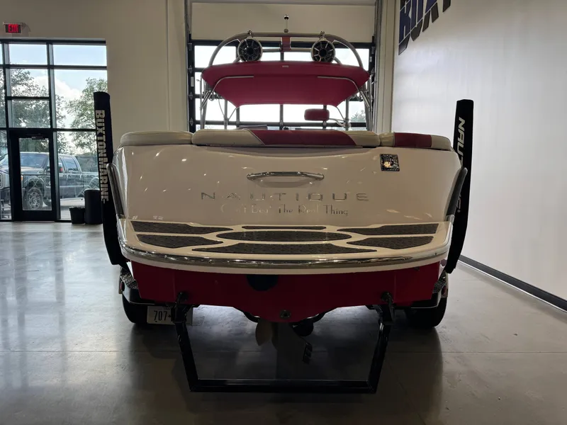 Slide: The Image of Nautique Super Air Nautique 210 2004 - 6