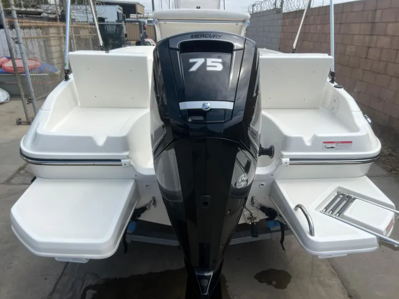 Slide: The Image of Bayliner Element F16 2017 - 2