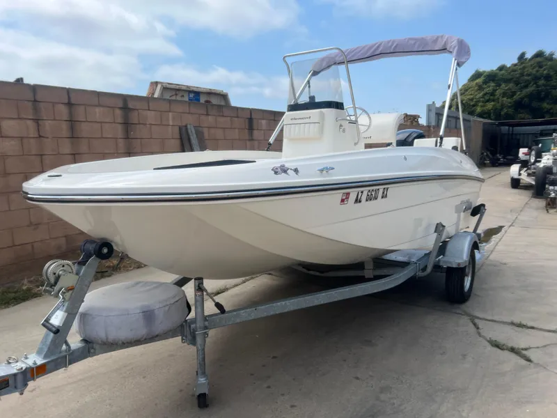 Slide: The Image of Bayliner Element F16 2017 - 5