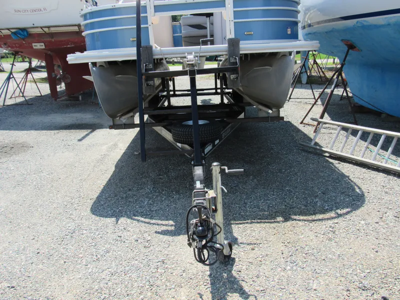 Slide: The Image of SunChaser Classic Fish 8520 4-PT 2017 - 26