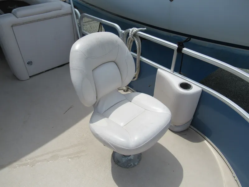 Slide: The Image of SunChaser Classic Fish 8520 4-PT 2017 - 6