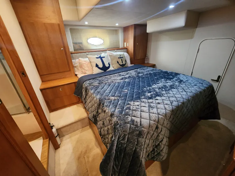 Slide: The Image of Silverton 453 Motor Yacht 2000 - 67