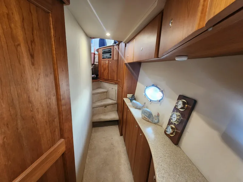 Slide: The Image of Silverton 453 Motor Yacht 2000 - 72