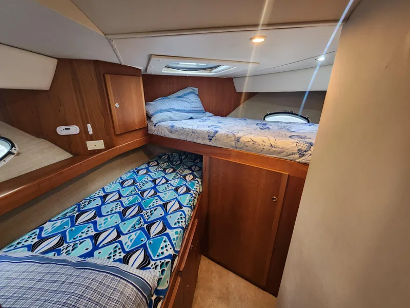 Slide: The Image of Silverton 453 Motor Yacht 2000 - 76