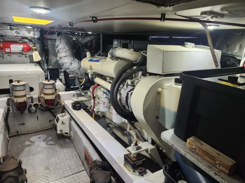 Slide: The Image of Silverton 453 Motor Yacht 2000 - 82