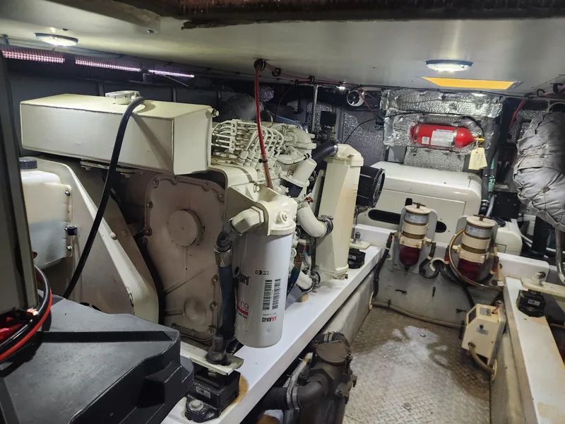 Slide: The Image of Silverton 453 Motor Yacht 2000 - 87