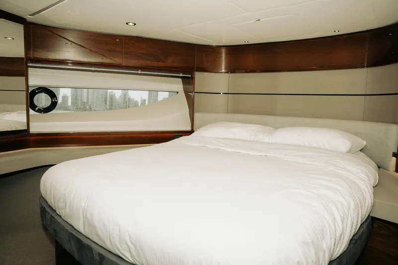 Slide: The Image of Princess S62 2020 - 61