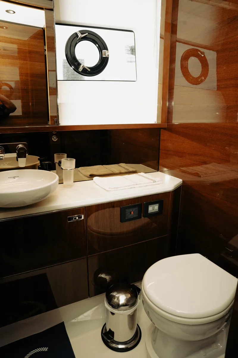 Slide: The Image of Princess S62 2020 - 64