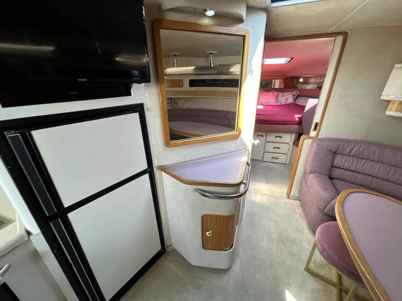 Slide: The Image of Sea Ray 440 Sundancer 1993 - 56