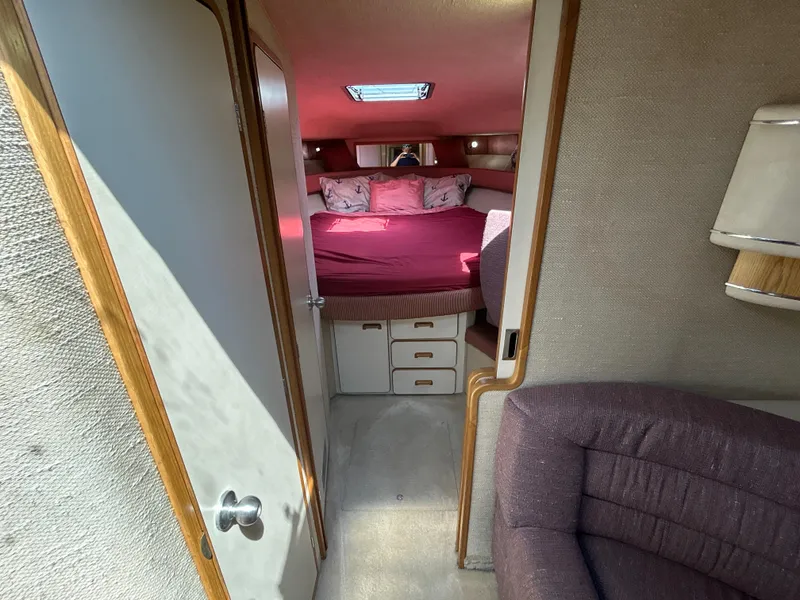 Slide: The Image of Sea Ray 440 Sundancer 1993 - 59