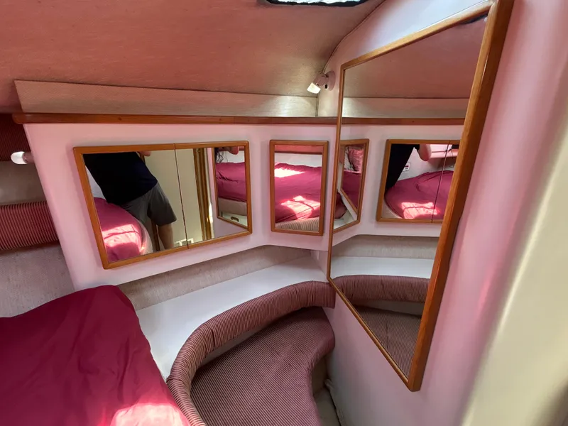 Slide: The Image of Sea Ray 440 Sundancer 1993 - 62