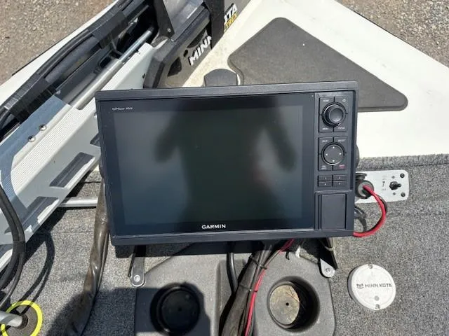 Slide: The Image of Garmin fishfinder on 2024 Tracker Pro Team 195 TXW Tournament Edition boat. - 12
