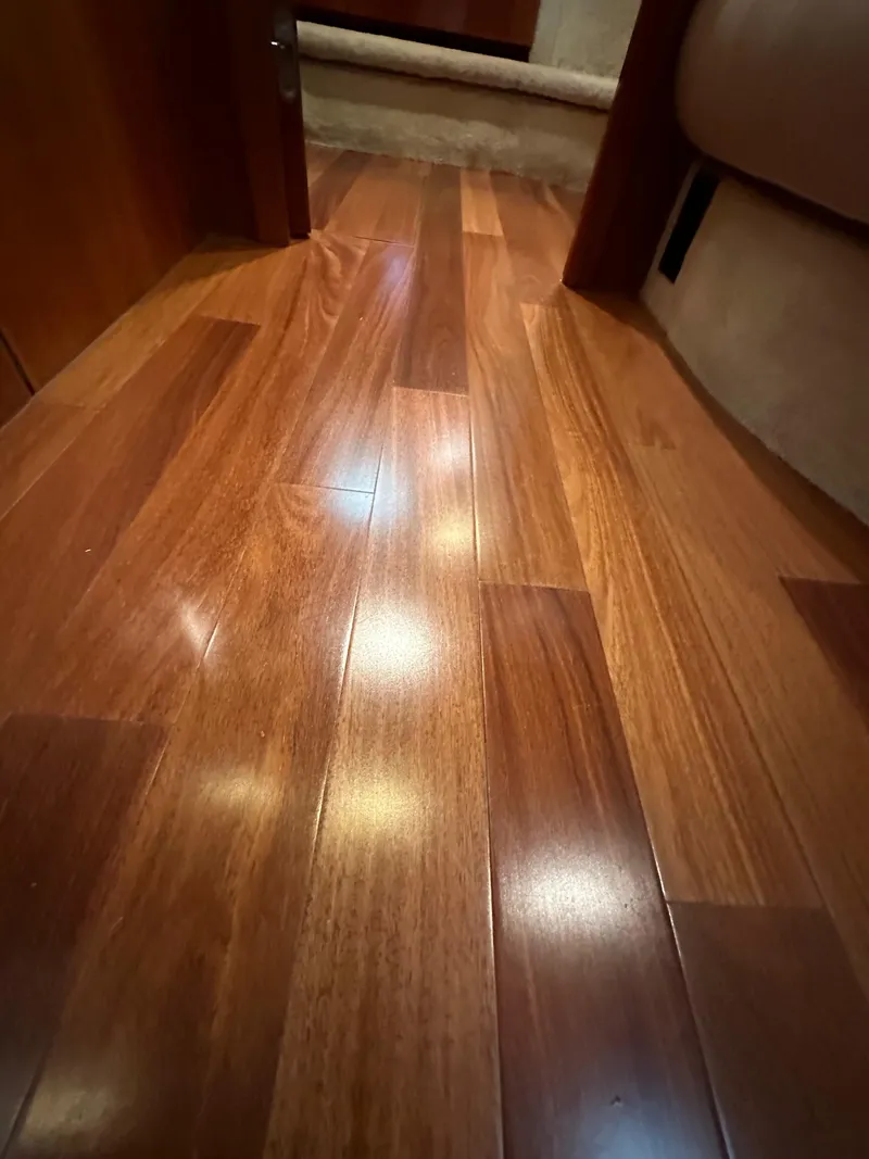 Slide: The Image of Sunseeker Predator 60 2000 - 111