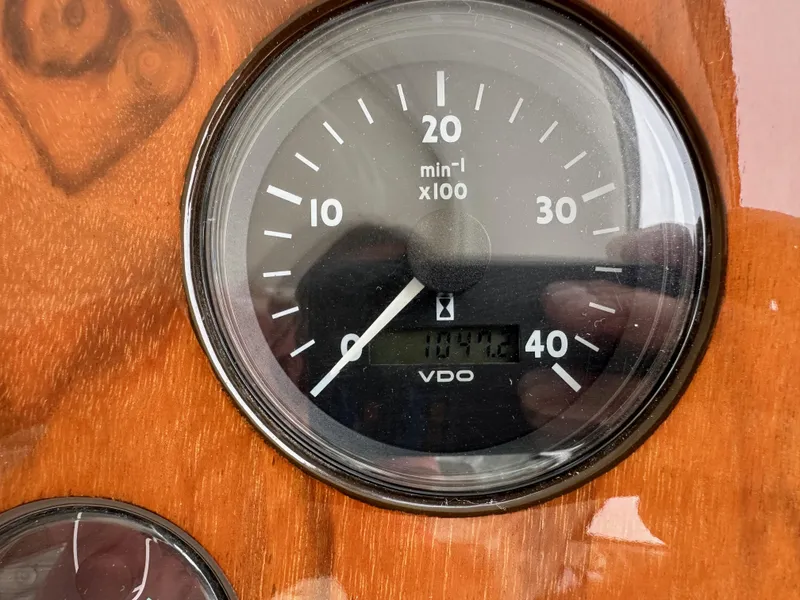 Slide: The Image of Sunseeker Predator 60 2000 - 114