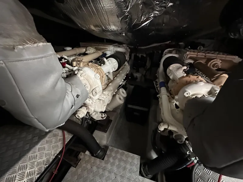 Slide: The Image of Sunseeker Predator 60 2000 - 118