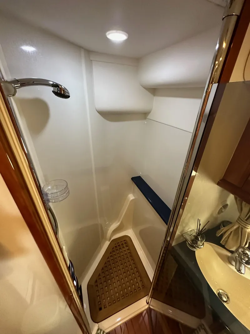 Slide: The Image of Sunseeker Predator 60 2000 - 67