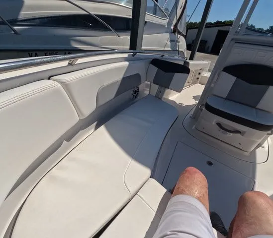 Slide: The Image of Robalo R242 Explorer 2023 - 37