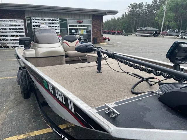 Slide: The Image of Tracker Pro Team 165 2003 - 11