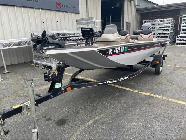 Slide: The Image of Tracker Pro Team 165 2003 - 3