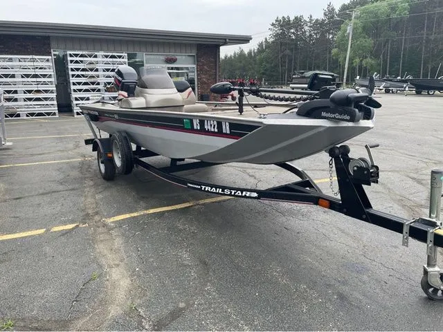 Slide: The Image of Tracker Pro Team 165 2003 - 4