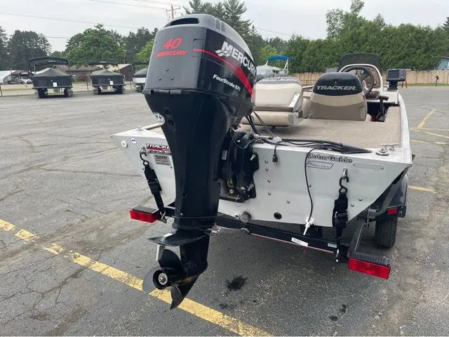 Slide: The Image of Tracker Pro Team 165 2003 - 7