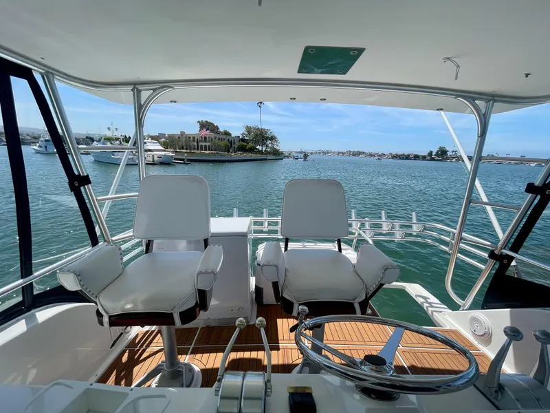 Slide: The Image of Viking 50 Convertible 1998 - 108