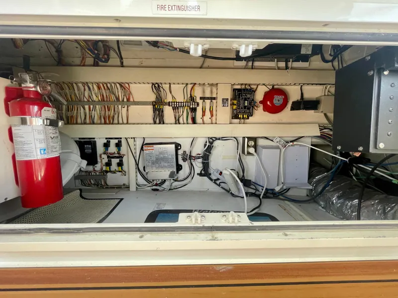 Slide: The Image of Viking 50 Convertible 1998 - 109