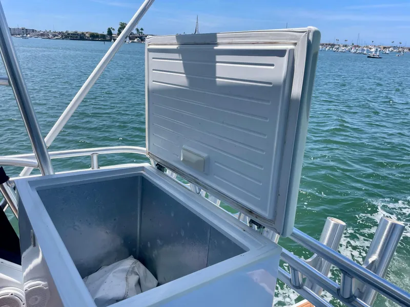 Slide: The Image of Viking 50 Convertible 1998 - 69