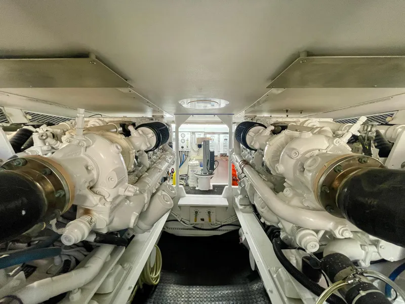 Slide: The Image of Viking 50 Convertible 1998 - 71