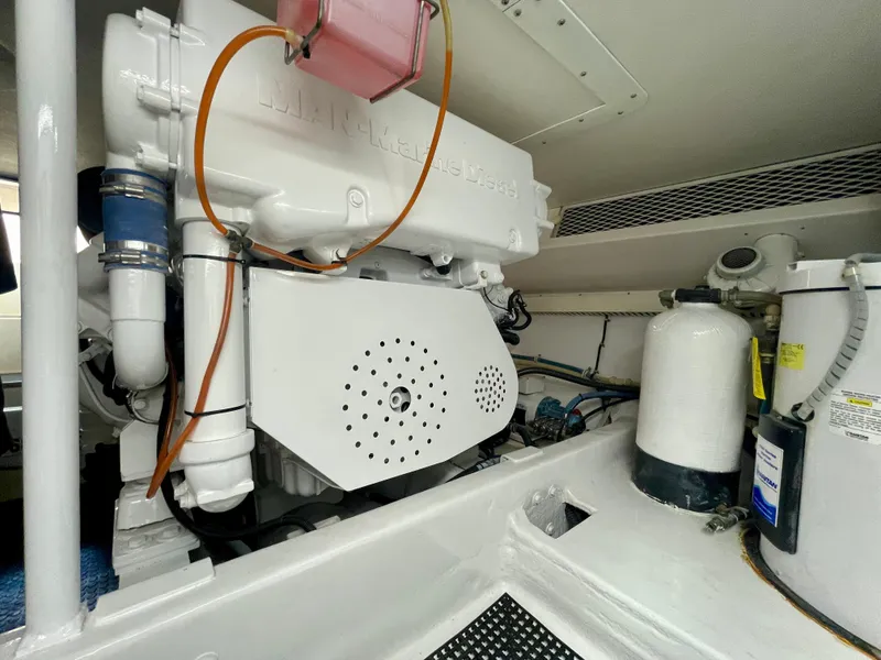 Slide: The Image of Viking 50 Convertible 1998 - 84