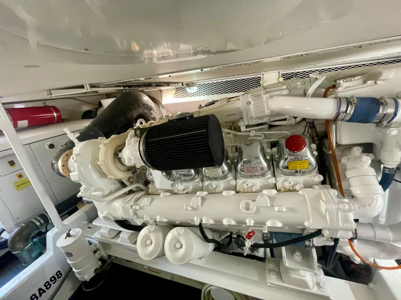 Slide: The Image of Viking 50 Convertible 1998 - 85