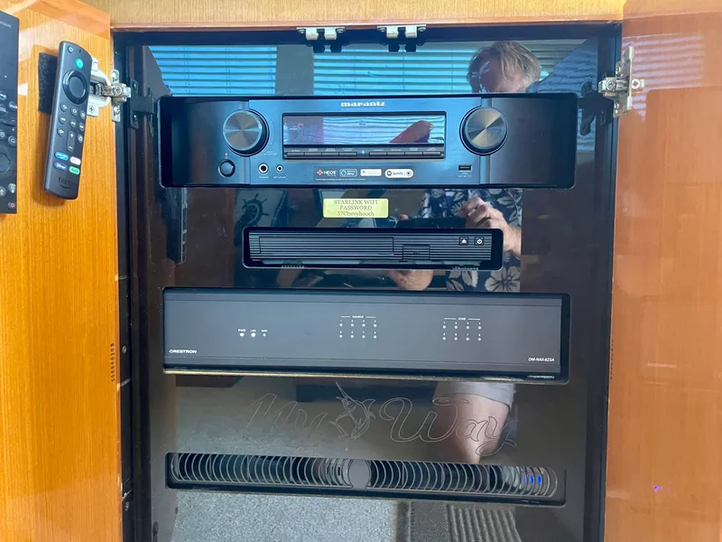 Slide: The Image of Viking 50 Convertible 1998 - 88