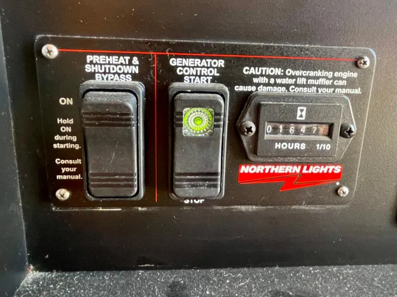 Slide: The Image of Viking 50 Convertible 1998 - 90