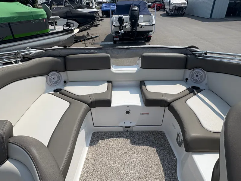 Slide: The Image of Yamaha 242 Limited 2011 - 3