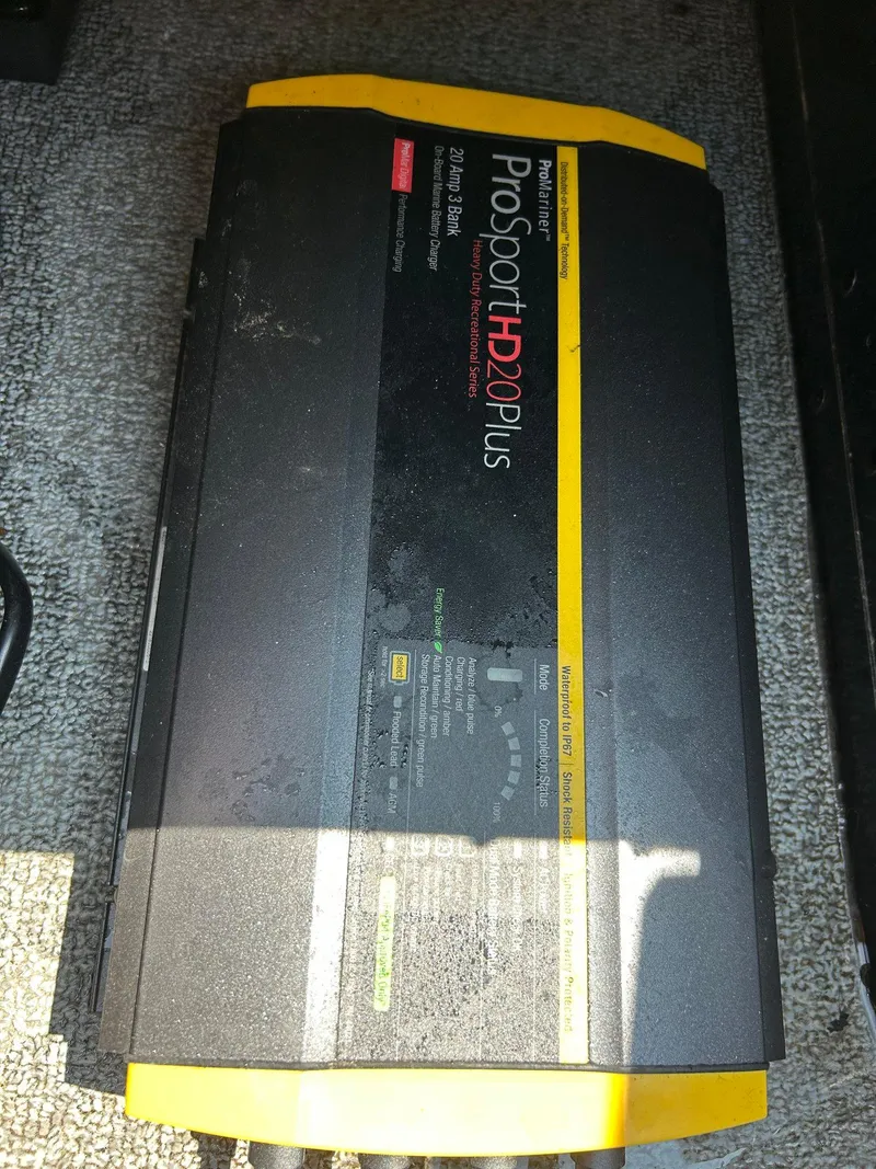 Slide: The Image of ProSport HD20 Plus marine battery charger on Lund 1625 Rebel XL SS, 2014 model. - 30