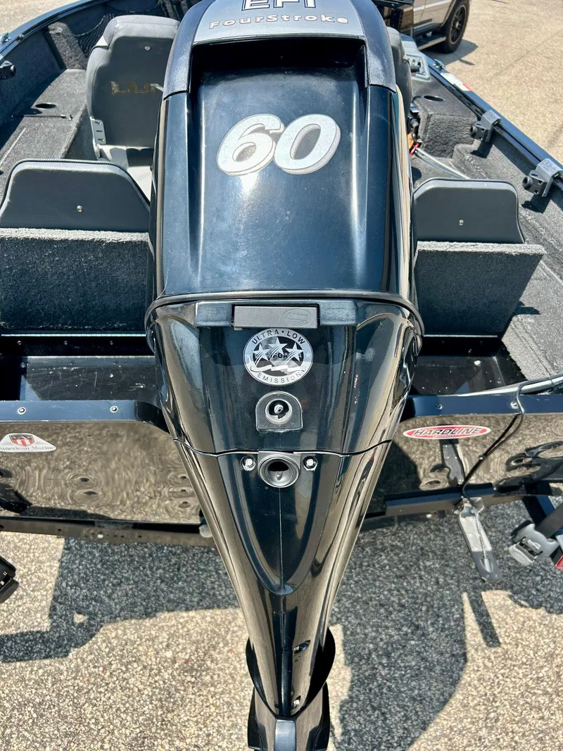 Slide: The Image of 2014 Lund 1625 Rebel XL SS with 60 HP EFI FourStroke engine, rear view. - 37