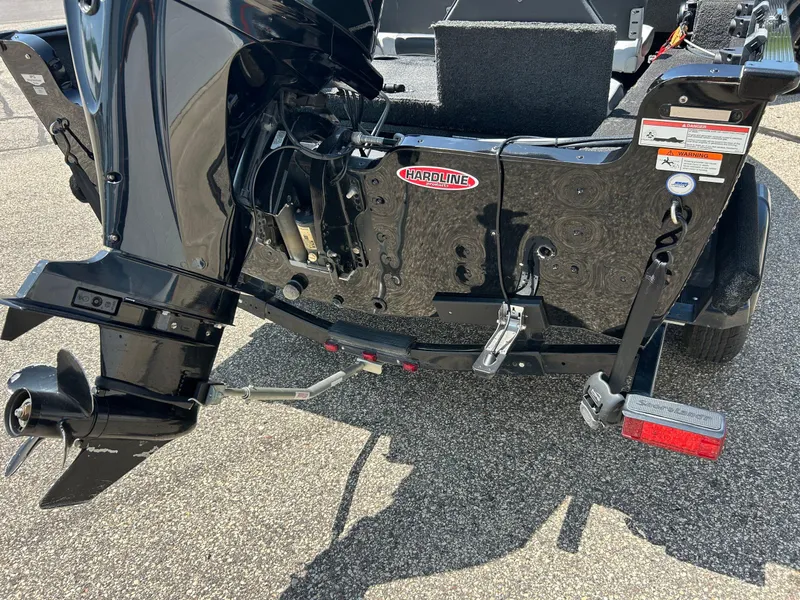 Slide: The Image of 2014 Lund 1625 Rebel XL SS boat motor and transom detail. - 42