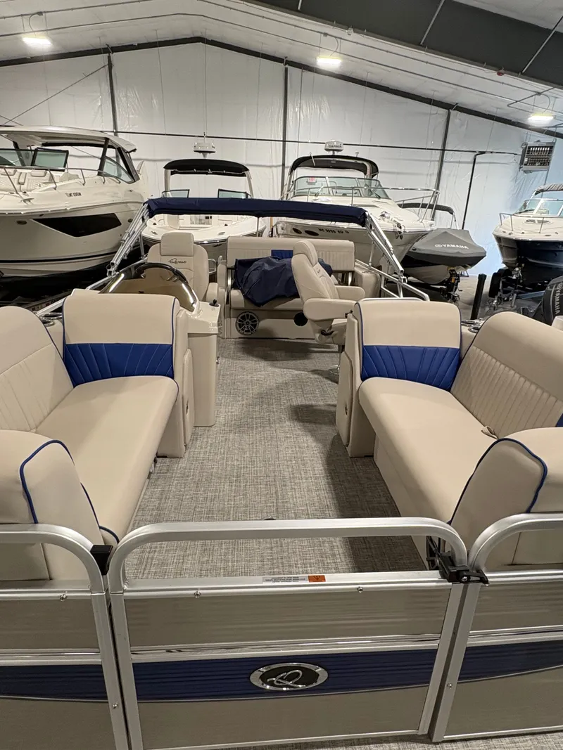 Slide: The Image of Qwest LS 820 Splash Pad 2021 - 5