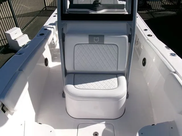 Slide: The Image of Sea Fox 248 Commander 2026 - 12