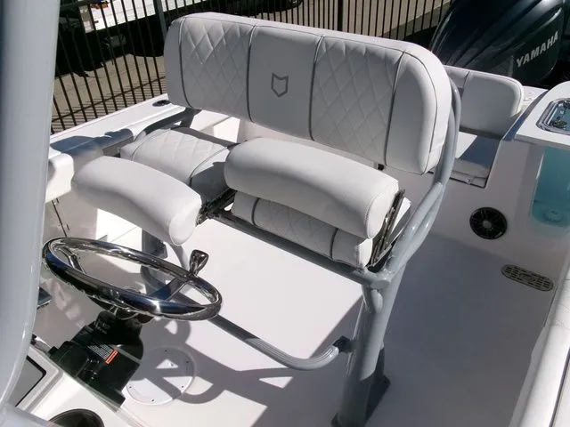 Slide: The Image of Sea Fox 248 Commander 2026 - 25