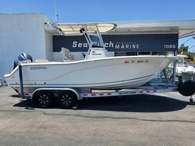 Slide: The Image of Sea Fox 228 Commander 2019 - 1