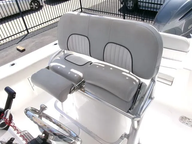 Slide: The Image of Sea Fox 228 Commander 2019 - 16