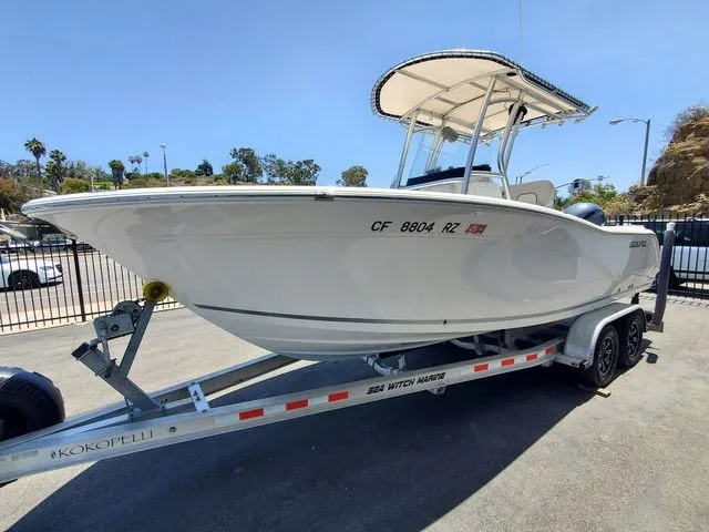 Slide: The Image of Sea Fox 228 Commander 2019 - 2
