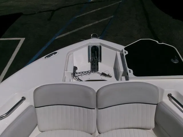 Slide: The Image of Sea Fox 228 Commander 2019 - 6