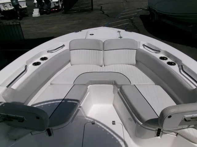 Slide: The Image of Sea Fox 228 Commander 2019 - 8