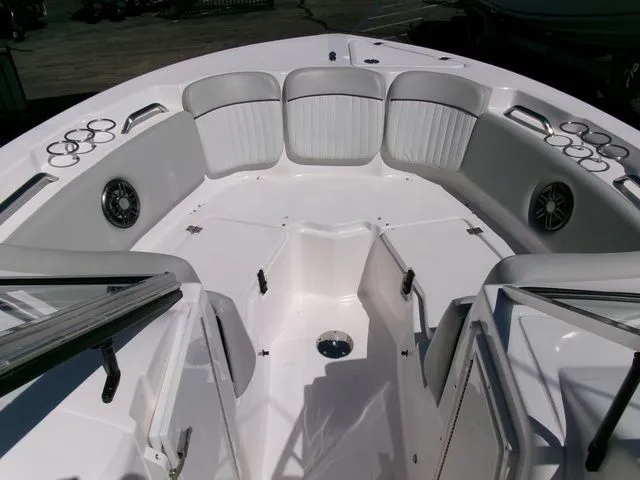 Slide: The Image of Sea Fox 226 Traveler 2022 - 12