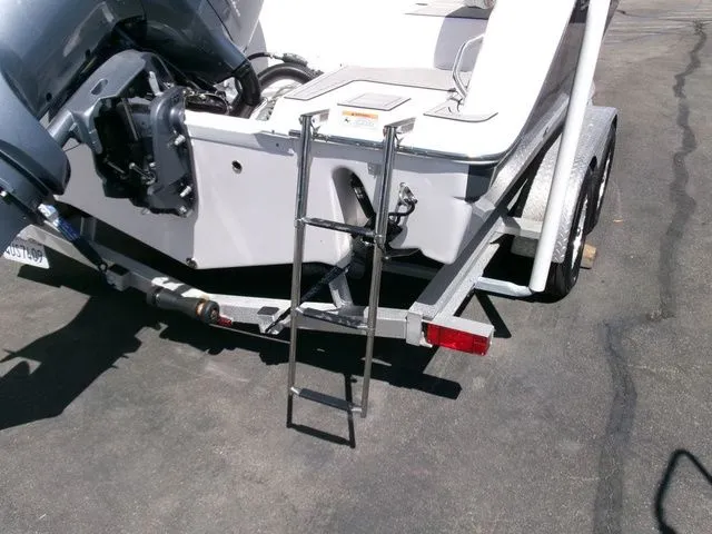 Slide: The Image of Sea Fox 226 Traveler 2022 - 32